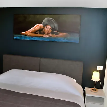 Le Clos Du 3*