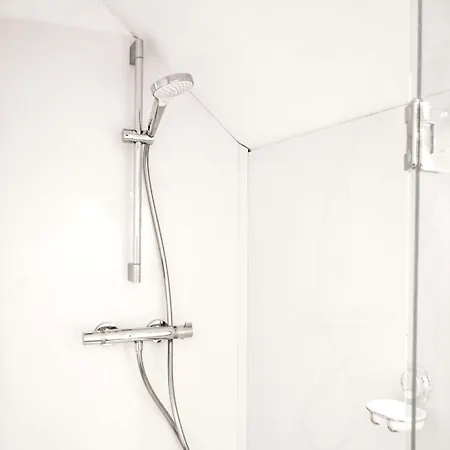 Le Clos Du 3*