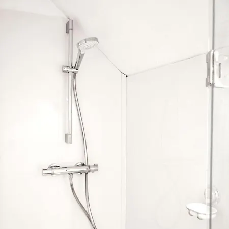 Le Clos Du 3*